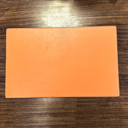 小品雅集訂製 真皮 寫字墊 桌墊 皮墊 文具墊 展示墊 (棕色中) 小品雅集訂製 真皮 寫字墊 桌墊 皮墊 文具墊 展示墊 (棕色中)