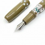 臺灣 OPUS 88 生肖兔 鏤空金屬工藝 珍珠母貝鑲嵌 鋼筆 