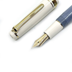 日本 Sailor 寫樂 Professional Gear Slim Mini 14K Rencontre 鋼筆(Gris Fer 鐵礦灰) 日本 Sailor 寫樂 Professional Gear Slim Mini 14K Rencontre 鋼筆(Gris Fer 鐵礦灰)