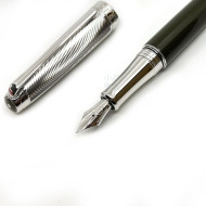 瑞士卡達Caran d'Ache Leman 利曼 18k金 鋼筆( Terre d’Ombre 卡其綠) 瑞士卡達Caran d'Ache Leman 利曼 18k金 鋼筆( Terre d’Ombre 卡其綠)