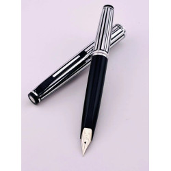 ☆ 中古美品 ☆ PLATINUM 白金 絕版品 鋁合金筆桿14Kwg 短鋼筆(細) 亮鉻銀 ☆ 中古美品 ☆ PLATINUM 白金 絕版品 鋁合金筆桿14Kwg 短鋼筆(細) 亮鉻銀