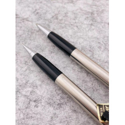 = 庫存新品= PLATINUM 白金牌 老款BELAGE  不銹鋼桿 0.5自動鉛筆/原子筆一對 = 庫存新品= PLATINUM 白金牌 老款BELAGE  不銹鋼桿 0.5自動鉛筆/原子筆一對