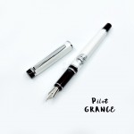日本 PILOT 百樂 Grance 不鏽鋼尖 鋼筆 （珍珠白）