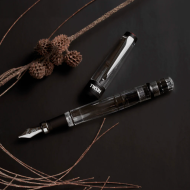 臺灣 TWSBI 三文堂 DIAMOND #580 AL R透明 活塞鋼筆 (黑)  臺灣 TWSBI 三文堂 DIAMOND #580 AL R透明 活塞鋼筆 (黑)
