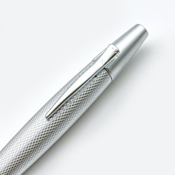 德國 Faber-Castell 輝柏 E-Motion系列 銀色雕紋 霧銀原子筆 (148696) 德國 Faber-Castell 輝柏 E-Motion系列 銀色雕紋 霧銀原子筆 (148696)