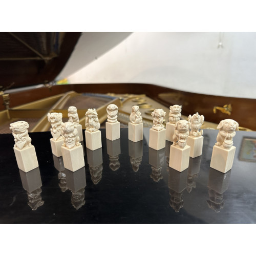 猛瑪飾界|合法猛瑪象牙印章 《動物馬拉松》十二生肖象牙印章套組