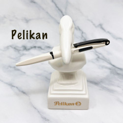 德國 Pelikan 百利金 典藏款 絕版鵜鶘造型筆擱/筆插 — 拍照趣味選擇 德國 Pelikan 百利金 典藏款 絕版鵜鶘造型筆擱/筆插 — 拍照趣味選擇