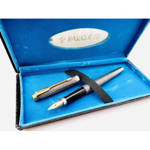 ☆典藏老筆☆ 派克 Parker 75 純銀格 鋼筆 14K XF尖 ( #GH-1700K 近新品)