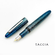日本 TACCIA 銀河寶石系列 硬橡膠上漆 限量80支 18K 鋼筆(藍銀河) 日本 TACCIA 銀河寶石系列 硬橡膠上漆 限量80支 18K 鋼筆(藍銀河)