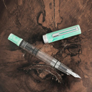 臺灣 TWSBI 三文堂 ECO 活塞鋼筆(天河石綠) 臺灣 TWSBI 三文堂 ECO 活塞鋼筆(天河石綠)