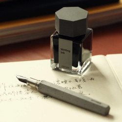 臺灣  22 DESIGN STUDIO 七邊水泥瓶蓋 鋼筆墨水(40ml) 臺灣  22 DESIGN STUDIO 七邊水泥瓶蓋 鋼筆墨水(40ml)