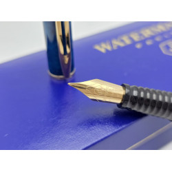 =庫存新筆= 法國 WATERMAN 桂冠 金屬花紋  鋼筆 ( F尖 全新 AP-6685 ) =庫存新筆= 法國 WATERMAN 桂冠 金屬花紋  鋼筆 ( F尖 全新 AP-6685 )