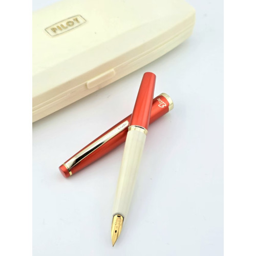 優選短鋼=中古美品= Pilot Elite 18K 早期款 鋼筆 有刻印字 #M6240