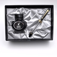 日本 PILOT 百樂 限量|Pilot Custom 823  FA尖 鋼筆 Falcon Nib 墨水禮盒組(透明) 日本 PILOT 百樂 限量|Pilot Custom 823  FA尖 鋼筆 Falcon Nib 墨水禮盒組(透明)