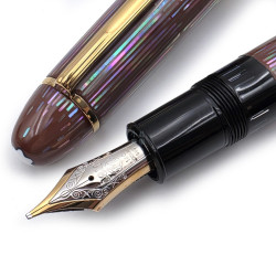 『 限量珍藏 螺鈿生漆工藝 』149 大班 14C B尖 鋼筆 (曦霞) 『 限量珍藏 螺鈿生漆工藝 』149 大班 14C B尖 鋼筆 (曦霞)