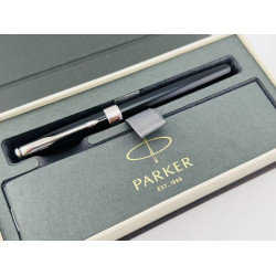 ☆ 中古品 ☆  PARKER 派克 商籟 18K 鋼筆 （麗黑白夾）B粗尖