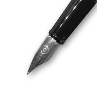 瑞士卡達Caran d'Ache 849 鋼筆 (螢光橘) 瑞士卡達Caran d'Ache 849 鋼筆 (螢光橘)