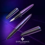 德國 DIPLOMAT 迪波曼 AERO 太空梭 Funky Petrol 炫彩金屬紫 鋼筆(不銹鋼尖) 德國 DIPLOMAT 迪波曼 AERO 太空梭 Funky Petrol 炫彩金屬紫 鋼筆(不銹鋼尖)