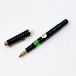 德國 Pelikan 百利金 停產老款 M400 14k金 HM尖 黑桿 鋼筆 德國 Pelikan 百利金 停產老款 M400 14k金 HM尖 黑桿 鋼筆