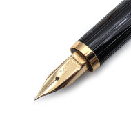 ☆典藏老筆☆ 白金牌 Old Platinum 黑桿直線條 短鋼筆 – 18K金筆尖(茅形扁尖) F尖 隨機附贈墨水!