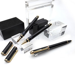 ⭐ 庫存新品 ⭐ 絕版  Valentino Garavani 范倫鐵諾 寫樂製 鋼筆/鋼珠/0.5自動鉛筆 ⭐ 庫存新品 ⭐ 絕版  Valentino Garavani 范倫鐵諾 寫樂製 鋼筆/鋼珠/0.5自動鉛筆