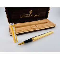 ☆典藏老筆☆ 全新  gucci 古馳  鍍金直紋筆桿 鋼筆  ☆典藏老筆☆ 全新  gucci 古馳  鍍金直紋筆桿 鋼筆