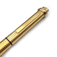 卡地亞 Vendôme Trinity 金色經典三環鋼筆｜法式珠寶工藝的書寫典範