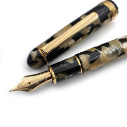 ☆典藏老筆☆白金牌 3776 老款 賽璐珞 硬橡膠筆舌 14K尖 鋼筆 (乳牛)#PT-56333