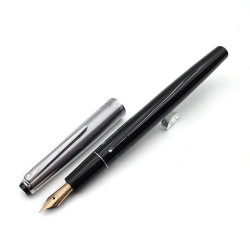 【中古品】德國 MONTBLANC 萬寶龍 ROSA 菱形觀墨窗 14c 活塞鋼筆 #M-39503