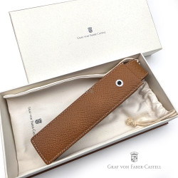 德國 Graf von Faber-Castell 單支入 皮質筆套 壓紋款（干邑棕 ）