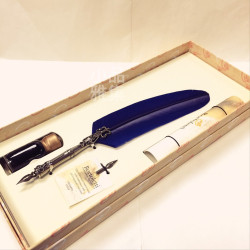 義大利 Bortoletti set80 羽毛沾水筆+沾水筆尖+沾水筆墨水一瓶 組合(blu深藍色羽毛款) 義大利 Bortoletti set80 羽毛沾水筆+沾水筆尖+沾水筆墨水一瓶 組合(blu深藍色羽毛款)