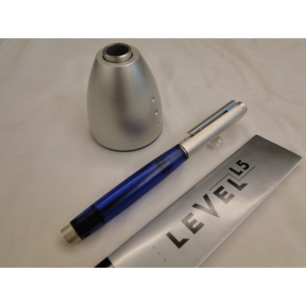 德國 Pelikan 百利金 Level 5(L5)系列 鍍銀蓋 14K金尖 鋼筆