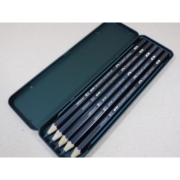 德國 Faber-Castell 輝柏 綠色鐵盒藝術專家級5支入水墨素描鉛筆 (117805)