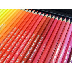 德國 Faber-Castell 輝柏 藝術家級 油性色鉛筆 120色 原木盒 典藏組合套裝(110013) 德國 Faber-Castell 輝柏 藝術家級 油性色鉛筆 120色 原木盒 典藏組合套裝(110013)