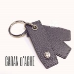 瑞士卡達 Caran d'Ache LEMAN 利曼系列 小牛皮鑰匙圈（灰色）