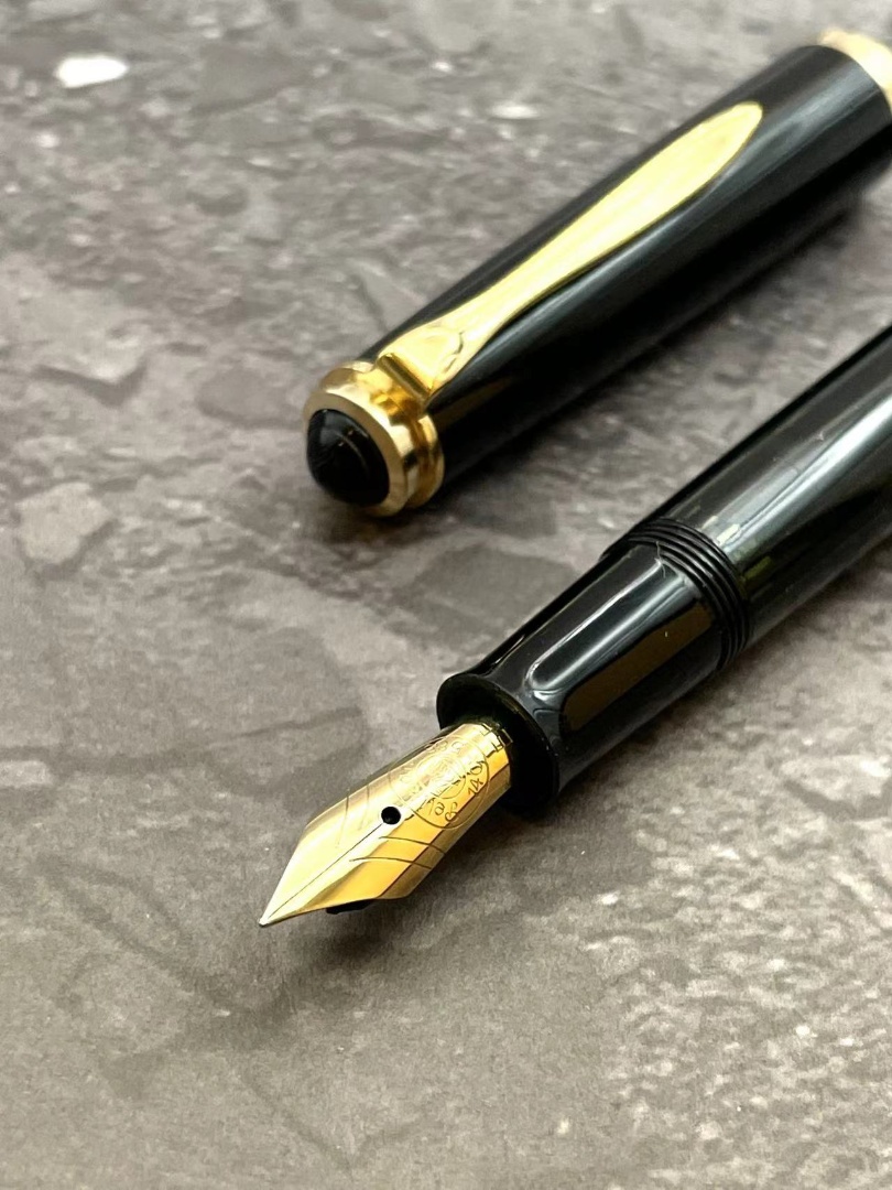 中古品= PELIKAN 百利金黑桿400 14C /EF 尖鋼筆