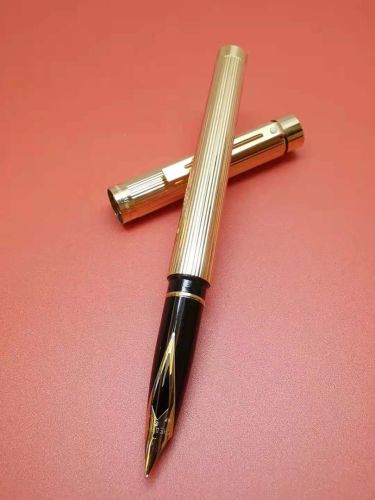 = 精美二手筆 = SHEAFFER 西華 TARGA  USA製  鍍金直紋桿 14K 金 鋼筆 