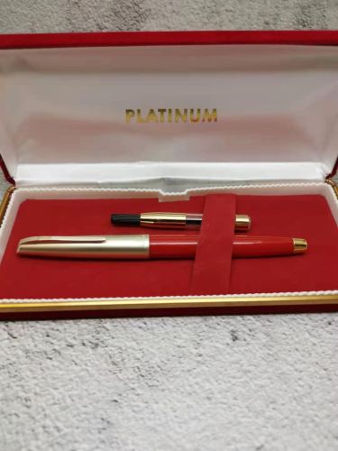 =庫存新品= 白金牌 60年代 地球標 P60 14K (麗紅 銀蓋斜頂）