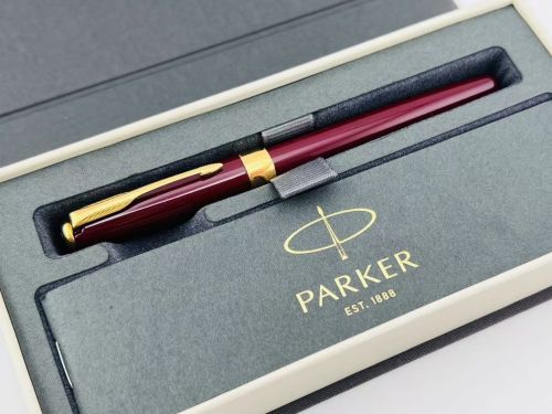 ☆中古美品☆ PARKER 派克 商籟 18K 鋼筆 ( 酒紅 Ｆ尖 近新  )