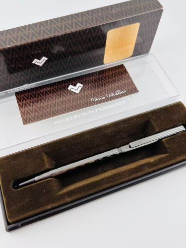 =庫存新品= Mario Valentino 鍍鈦自動鉛筆 附筆盒
