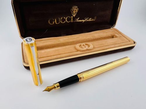☆典藏老筆☆ 全新  gucci 古馳  鍍金直紋筆桿 鋼筆 