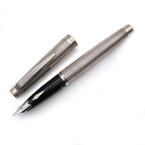 =中古品= PLATINUM 白金 經典格紋 大銀桿  純銀 PT尖 鋼筆 1970年代 # PT56639 