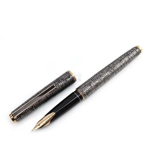 ☆典藏老筆☆ 百樂 PILOT  70年代 布織紋 不鏽鋼蝕刻鋼筆｜18K 金 F 尖 #UD-7915
