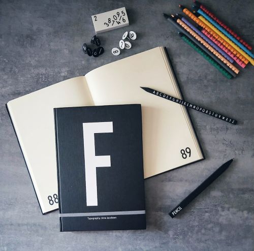 Design Letters A5 個人字母筆記本（A~Z可選）